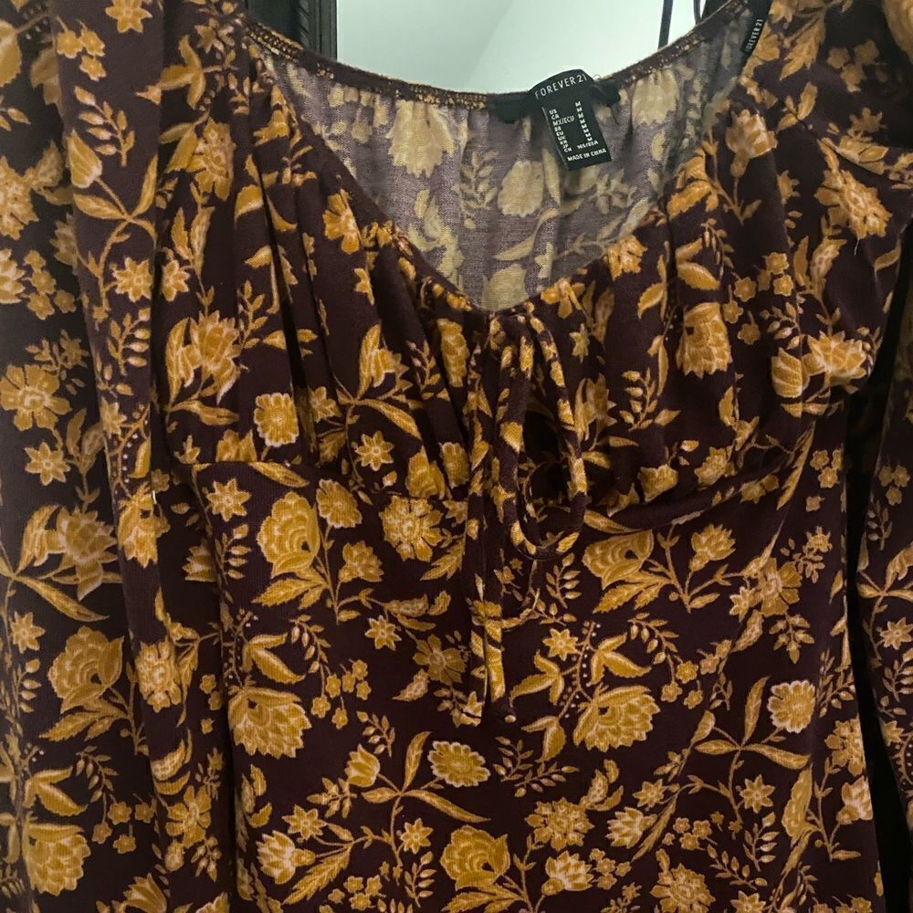 Dress - Picture 3 of 3